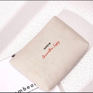 SHEIN Slogan Graphic Makeup Bag